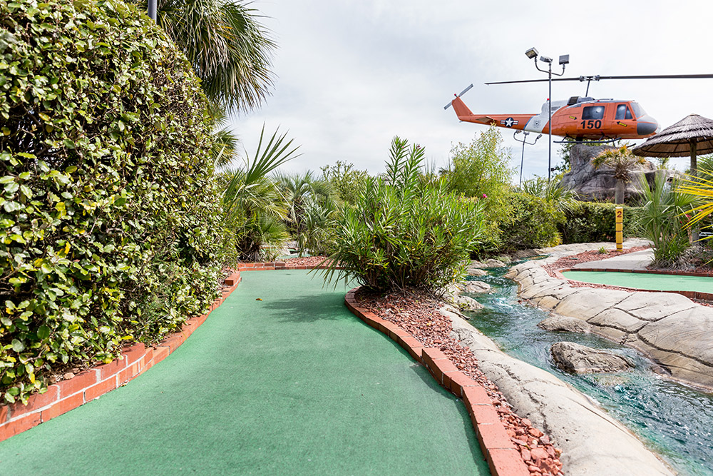 north myrtle beach mini golf course