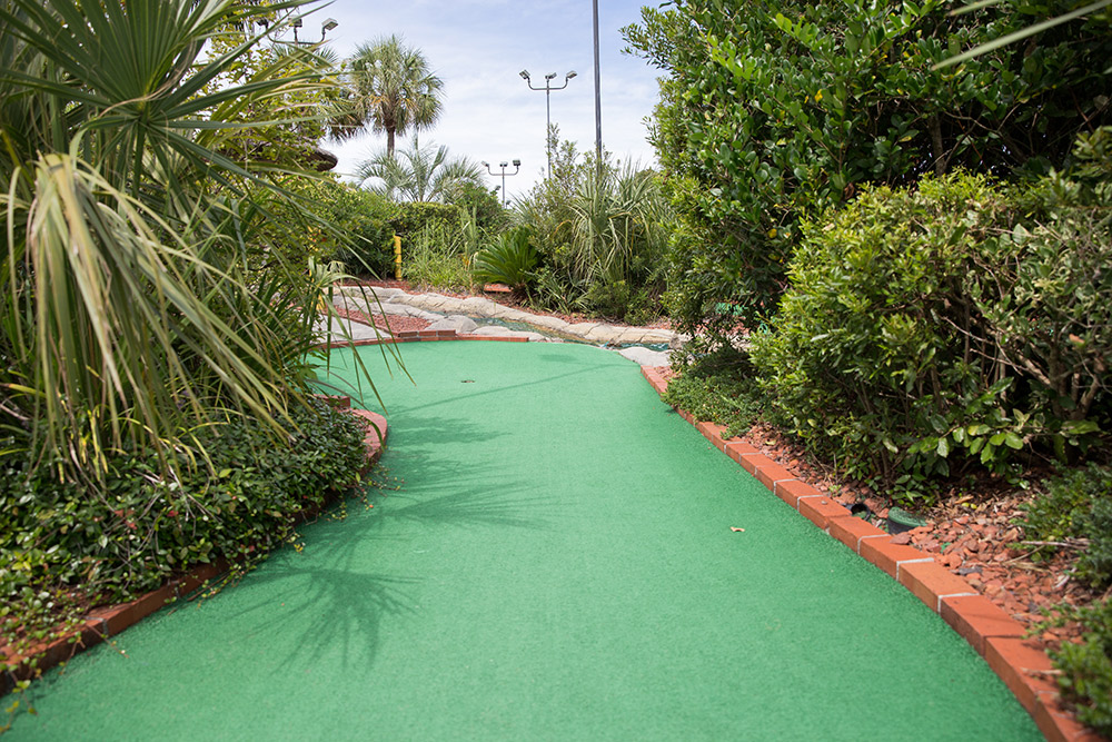 myrtle beach mini golf course
